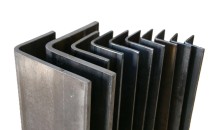 Уголок оцинкованный гнутый 90х55х3 08пс