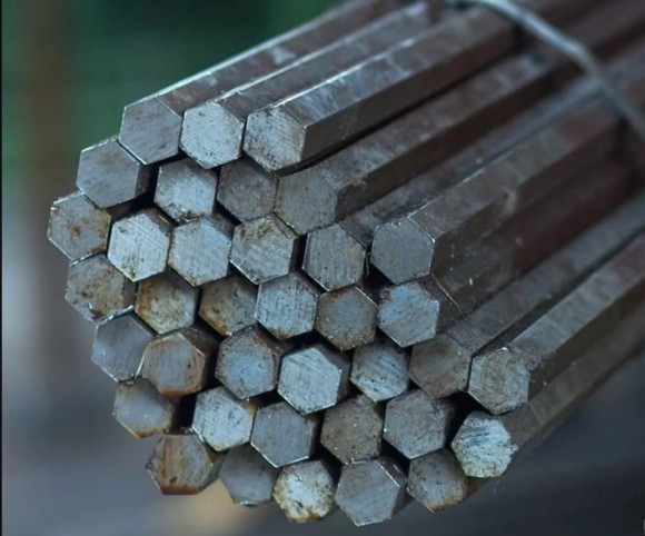 Шестигранник стальной 36 ст3 Шестигранник стальной 36 ст3