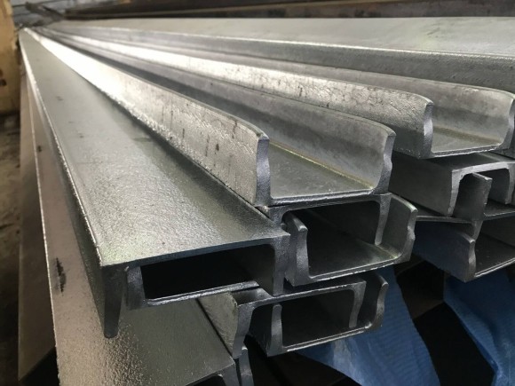 Швеллер оцинкованный 40П Ст3