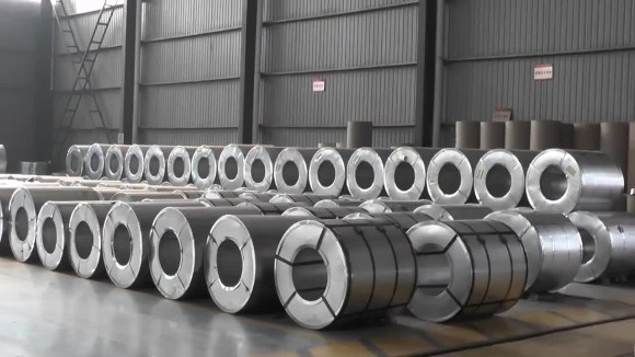 Рулон нержавеющий 1250х2,5 AISI 304 горячекатаный Рулон нержавеющий 1250х2,5 AISI 304 горячекатаный