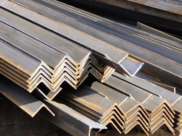 Уголок горячекатаный 90х90х5 09Г2С